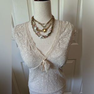 Vintage Y2K | lace camisole with cap sleeves | Size: Small